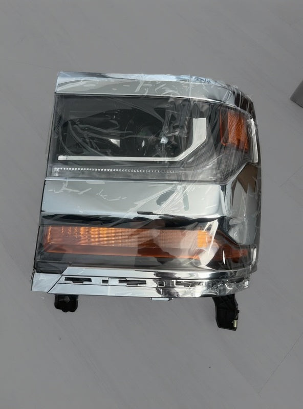 2016–2018 Chevy Silverado OEM-Style LED Projector Headlights – Plug & Play (Chrome)